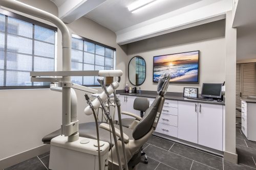 JJ Dental Cosmetic Dentist in Fort Lauderdale - Chair 2