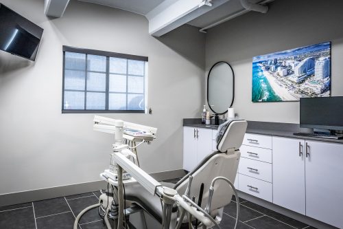 JJ Dental Cosmetic Dentist in Fort Lauderdale - Chair 3